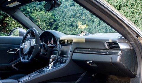 Porsche 991 Carrera S Exclusive Interior by MAcarbon