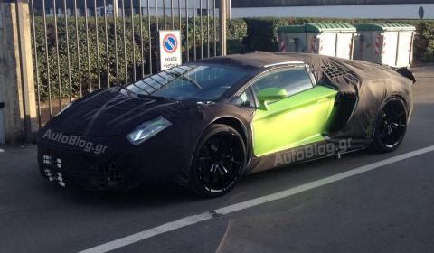 Spyshots 2013 Lamborghini Aventador LP700-4 Roadster Spied Before Official Debut