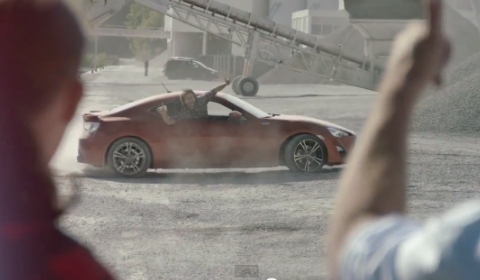 Video This Is How Your Wife Reacts When You Buy a Toyota GT86