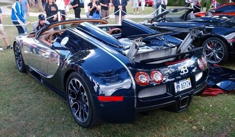 Bugatti Veyron Grand Sport Sang Blue