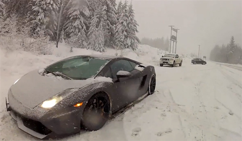 Video: Lamborghini Gallardo in the snow