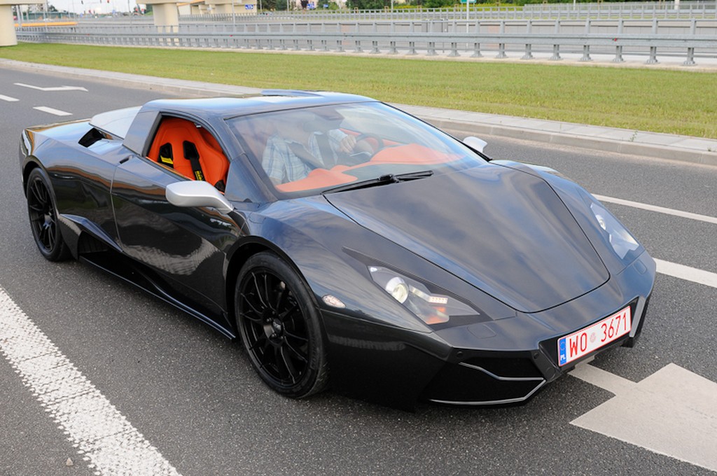 Arrinera машина спорткар