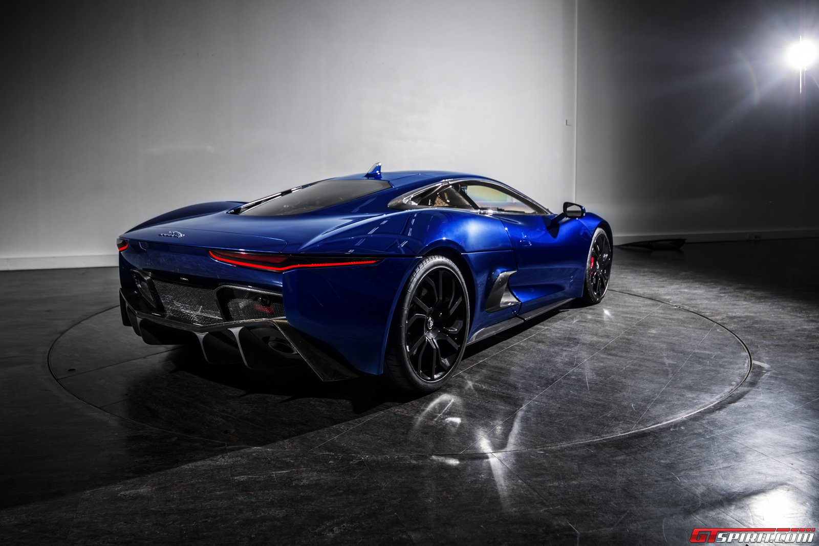 Jaguar cx75