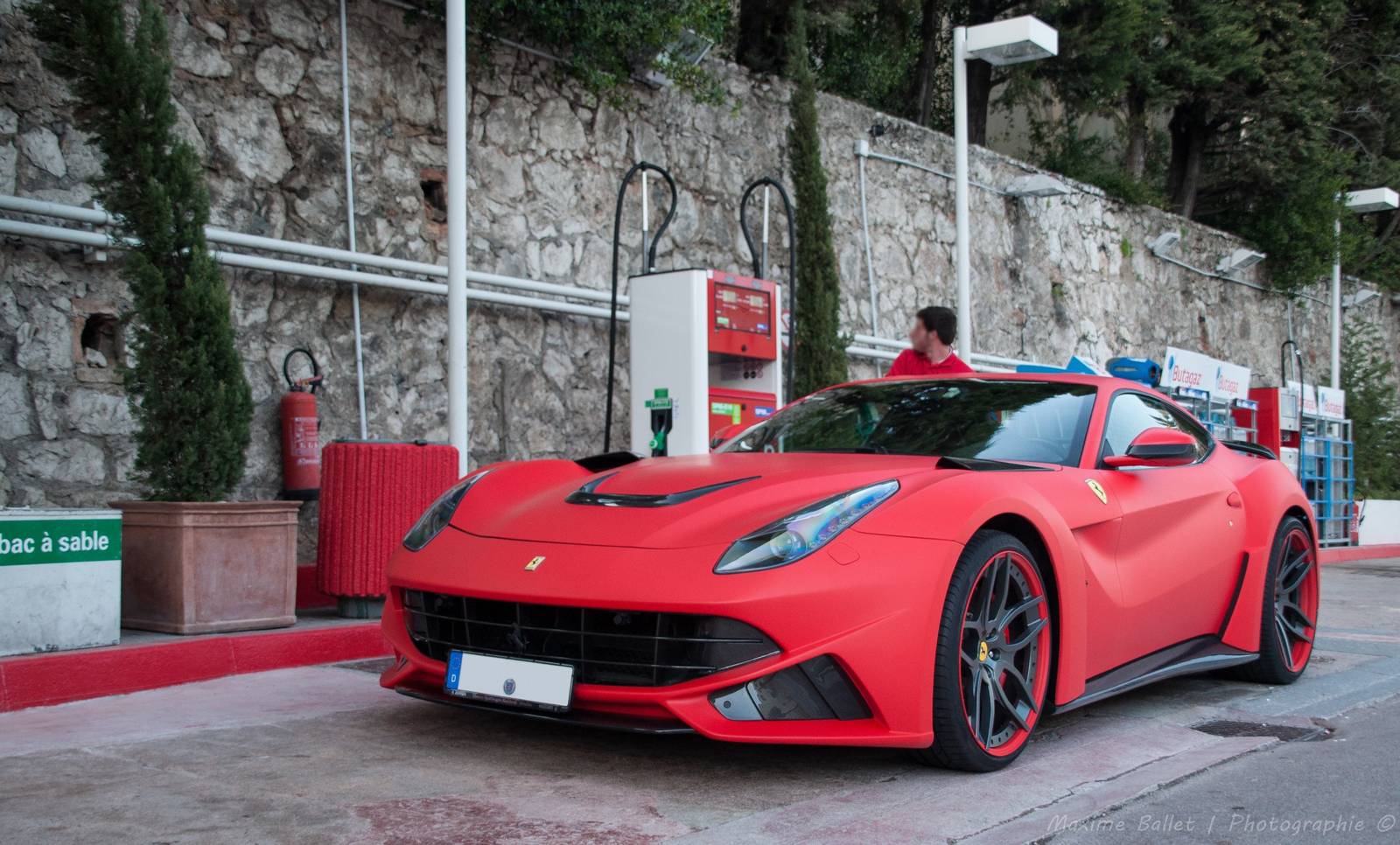 Ferrari f12 Novitec n largo