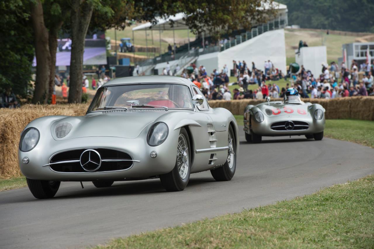 Мерседес 300 SLR