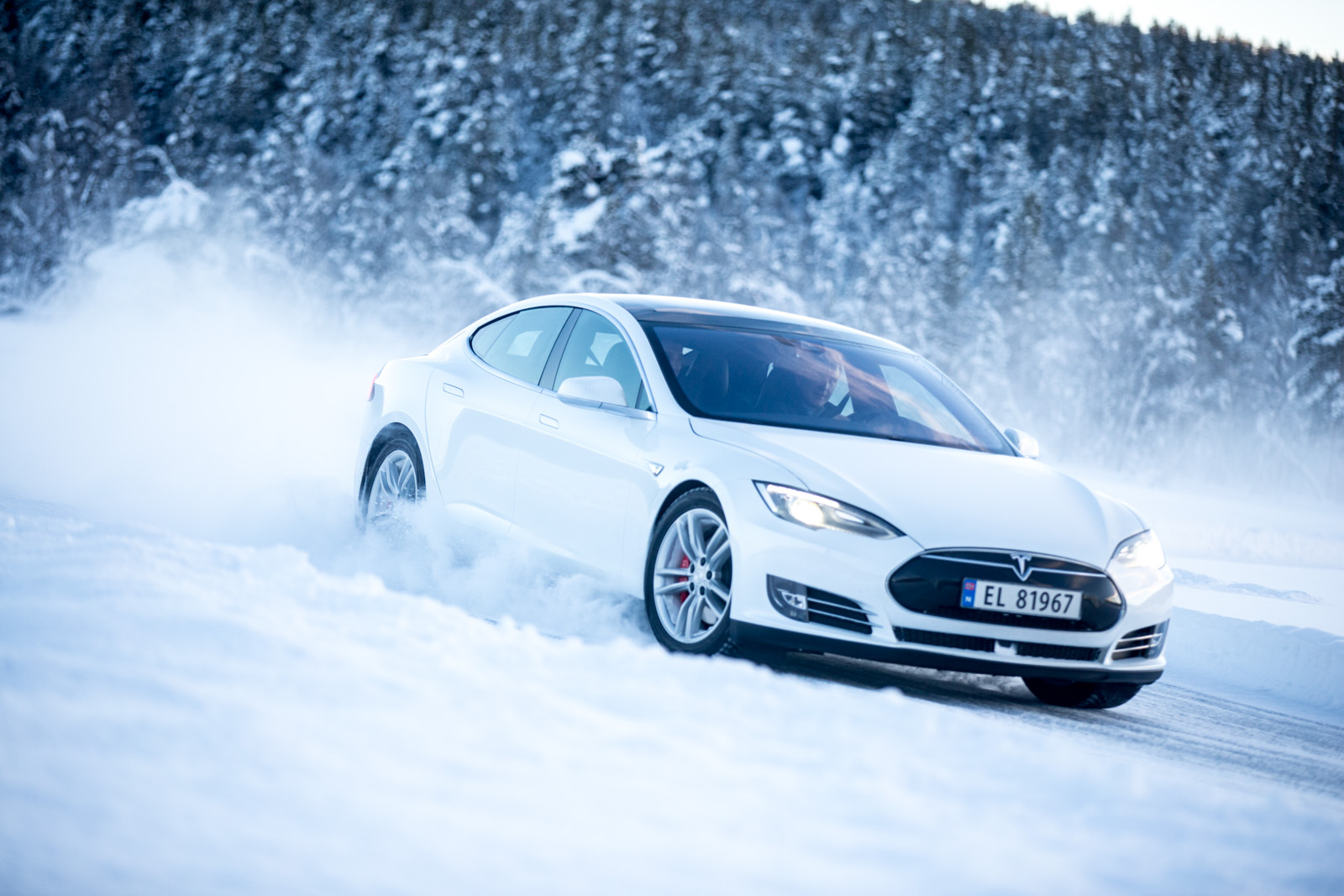 Tesla model s in snow
